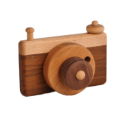 wooden_camera